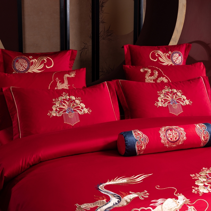 91家纺网 家纺一手货源 找家纺 慕她家纺 2026慕她大花工艺款全棉纯棉婚庆四件套大红色刺绣结婚床上用品 至尊龙凤