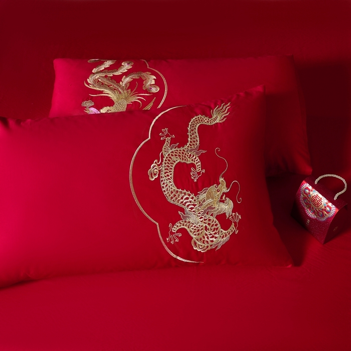 91家纺网 家纺一手货源 找家纺 慕她家纺 2026慕她大花工艺款全棉纯棉婚庆四件套大红色刺绣结婚床上用品 龙凤呈祥