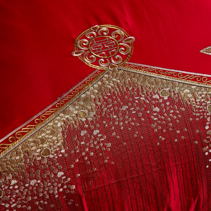 91家纺网 家纺一手货源 找家纺 慕她家纺 2026慕她大花工艺款全棉纯棉婚庆四件套大红色刺绣结婚床上用品 天赐良缘