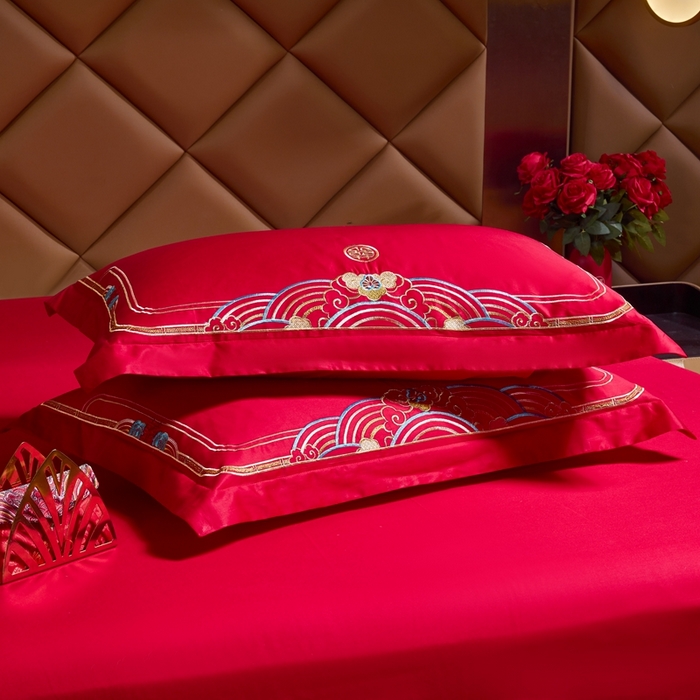 91家纺网 家纺一手货源 找家纺 慕她家纺 2026慕她大花工艺款全棉纯棉婚庆四件套大红色刺绣结婚床上用品 龙凤祥和