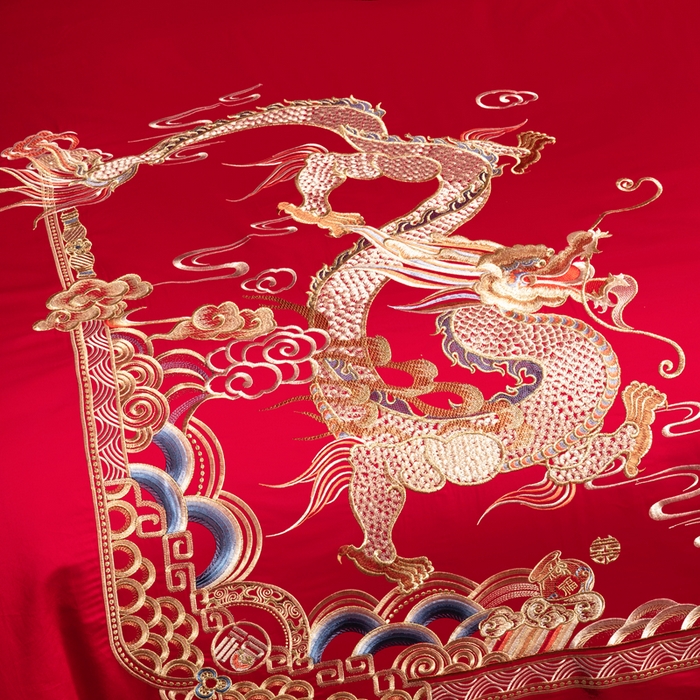 91家纺网 家纺一手货源 找家纺 慕她家纺 2026慕她大花工艺款全棉纯棉婚庆四件套大红色刺绣结婚床上用品 名门龙凤