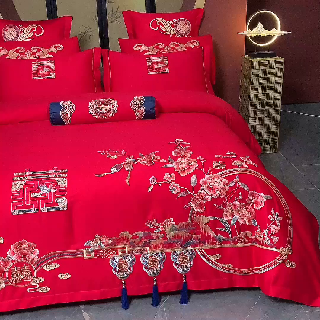 91家纺网 家纺一手货源 找家纺 慕她家纺 2026慕她大花工艺款全棉纯棉婚庆四件套大红色刺绣结婚床上用品 繁花似锦