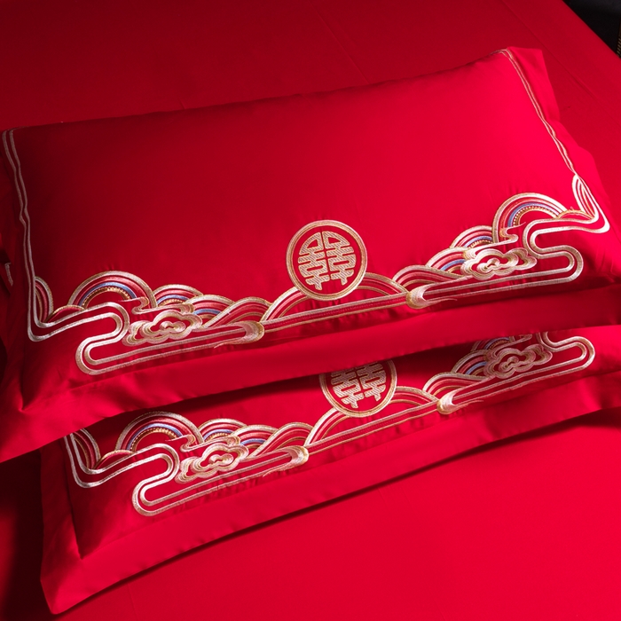 91家纺网 家纺一手货源 找家纺 慕她家纺 2026慕她大花工艺款全棉纯棉婚庆四件套大红色刺绣结婚床上用品 执手龙凤