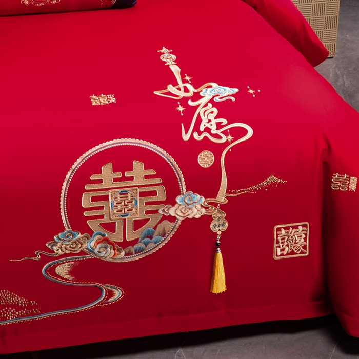 91家纺网 家纺一手货源 找家纺 慕她家纺 2026慕她大花工艺款全棉纯棉婚庆四件套大红色刺绣结婚床上用品 如愿