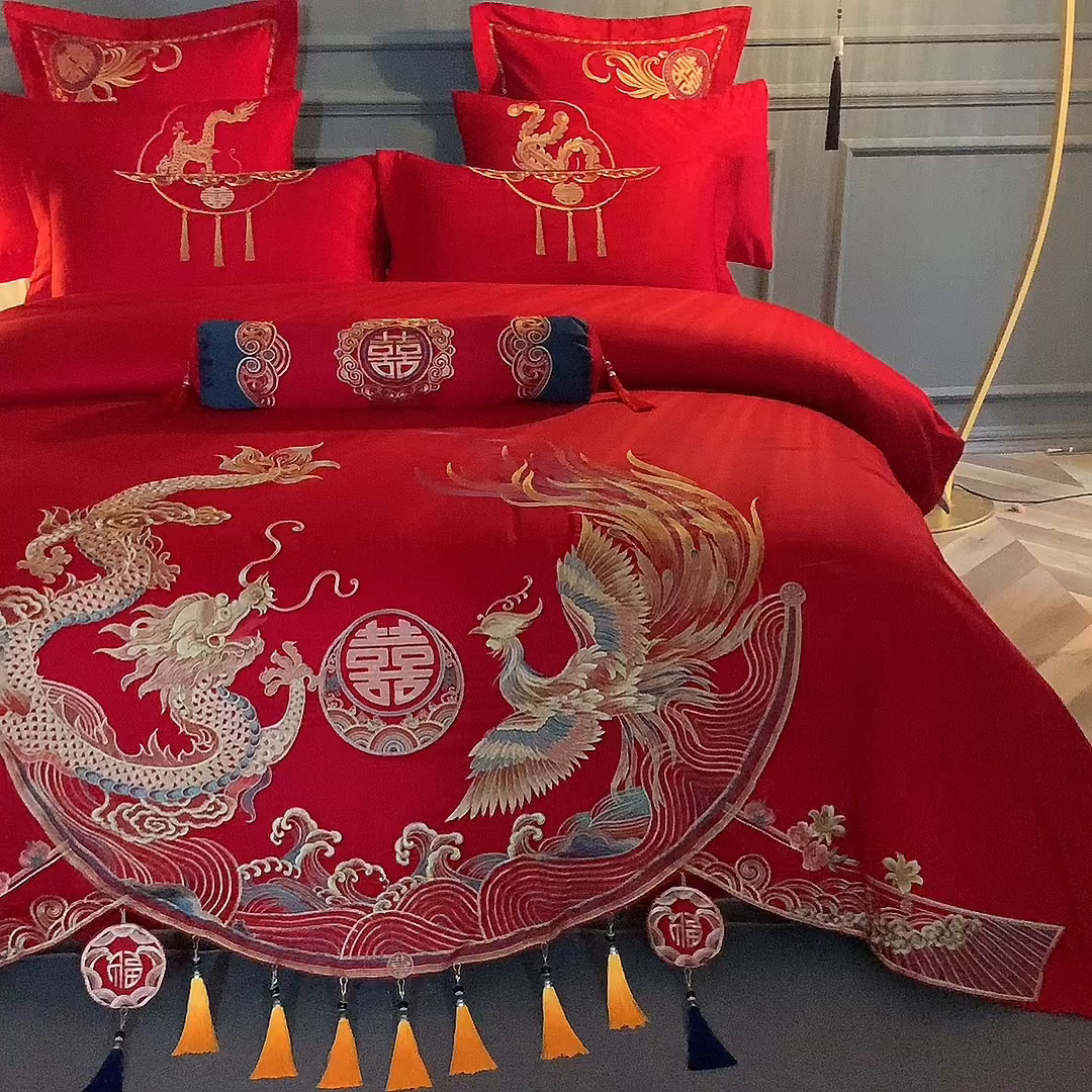 91家纺网 家纺一手货源 找家纺 慕她家纺 2026慕她大花工艺款全棉纯棉婚庆四件套大红色刺绣结婚床上用品 福喜龙凤