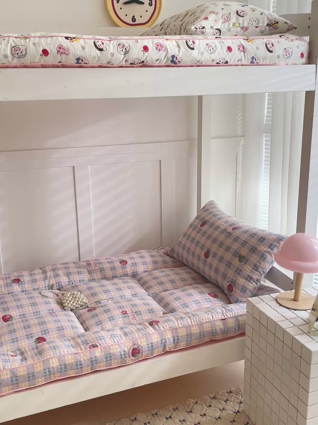 91家纺网 家纺一手货源 找家纺 小桃姐家纺 2025新款卡通床褥垫学生宿舍垫软床垫榻榻米床垫褥子铺盖 有草莓的地方