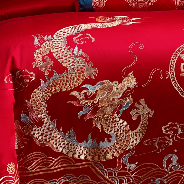 91家纺网 家纺一手货源 找家纺 慕她家纺 2026慕她大花工艺款全棉纯棉婚庆四件套大红色刺绣结婚床上用品 喜结连理