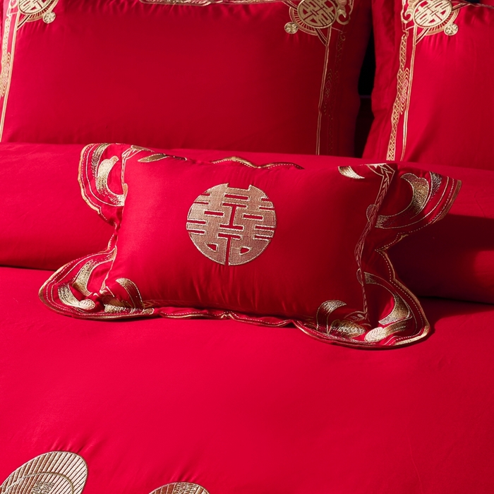 91家纺网 家纺一手货源 找家纺 慕她家纺 2026慕她大花工艺款全棉纯棉婚庆四件套大红色刺绣结婚床上用品 缔结良缘 金