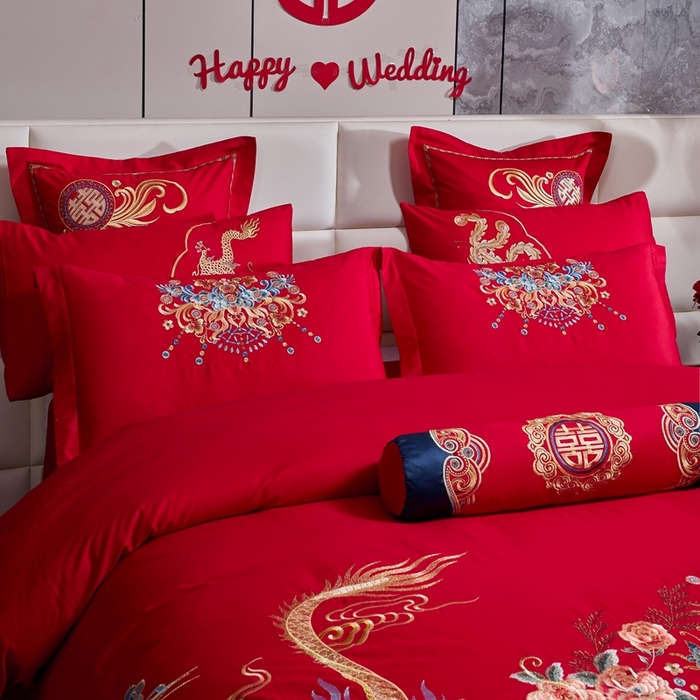 91家纺网 家纺一手货源 找家纺 慕她家纺 2026慕她大花工艺款全棉纯棉婚庆四件套大红色刺绣结婚床上用品 凤冠霞帔