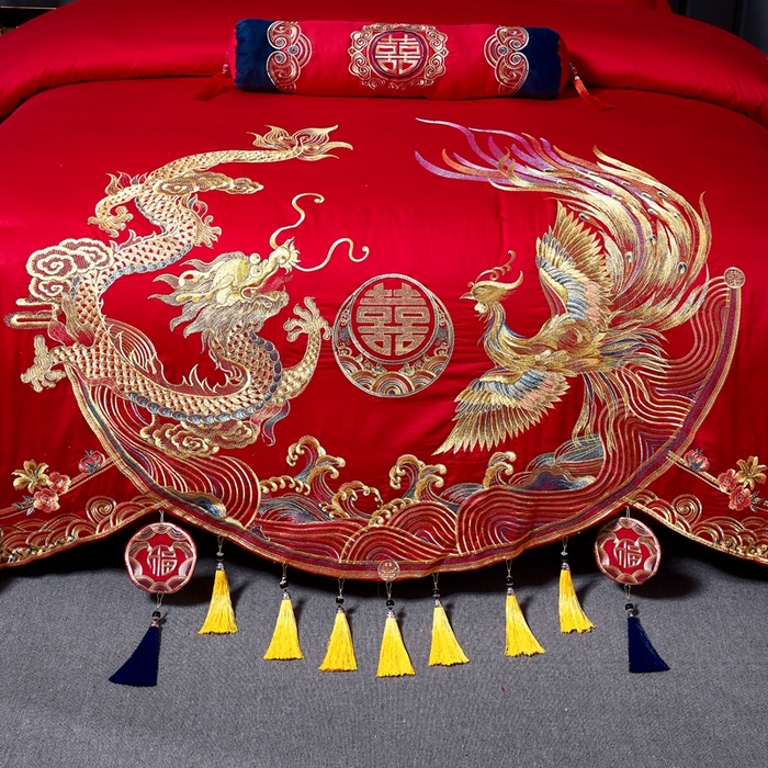 91家纺网 家纺一手货源 找家纺 慕她家纺 2026慕她大花工艺款全棉纯棉婚庆四件套大红色刺绣结婚床上用品 福喜龙凤