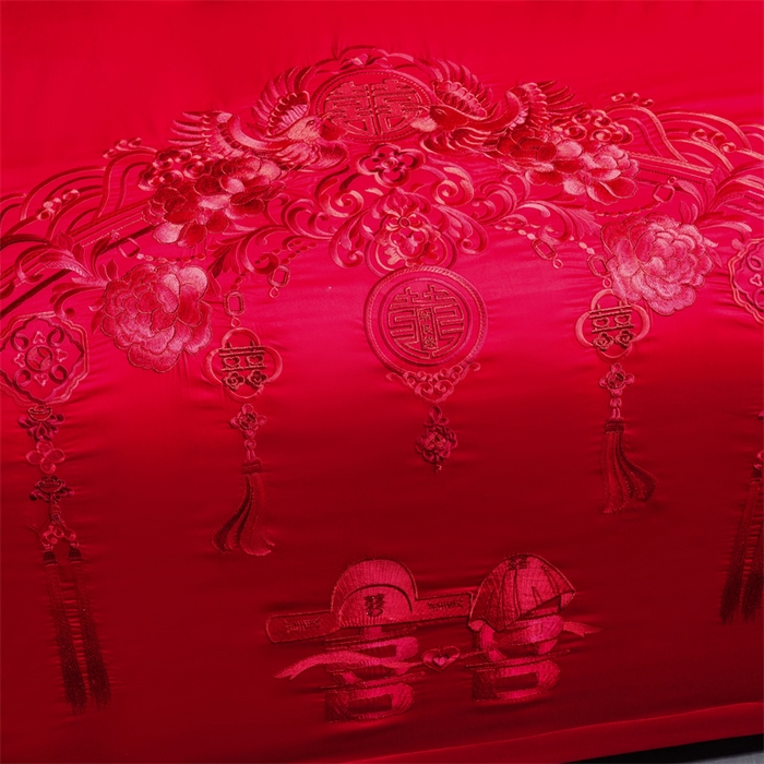 91家纺网 家纺一手货源 找家纺 慕她家纺 2026慕她大花工艺款全棉纯棉婚庆四件套大红色刺绣结婚床上用品 走进幸福 红