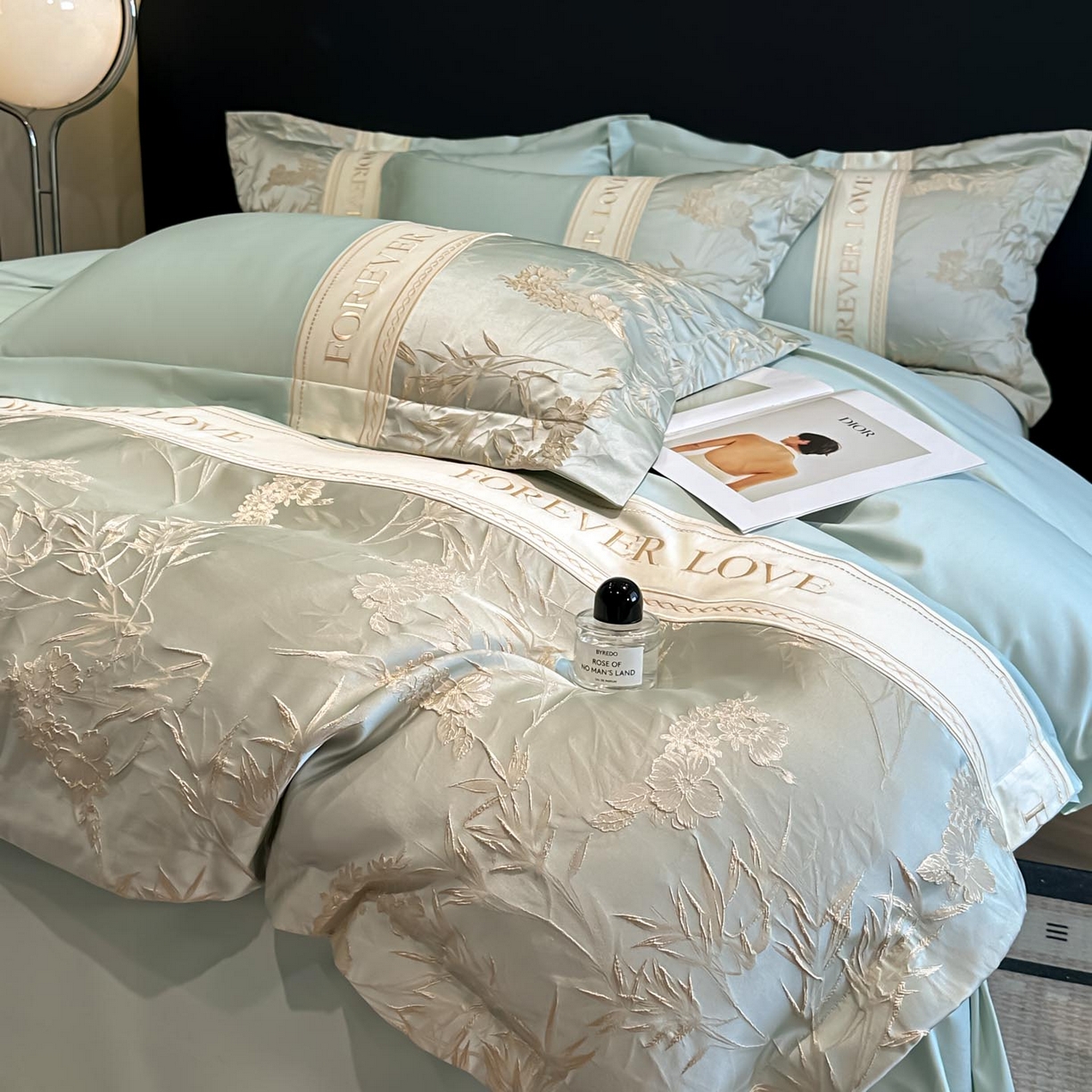 91家纺网 家纺一手货源 找家纺 （总）润锦云 2026新款高克重精品浮雕四件套高端礼盒装-朱丽叶