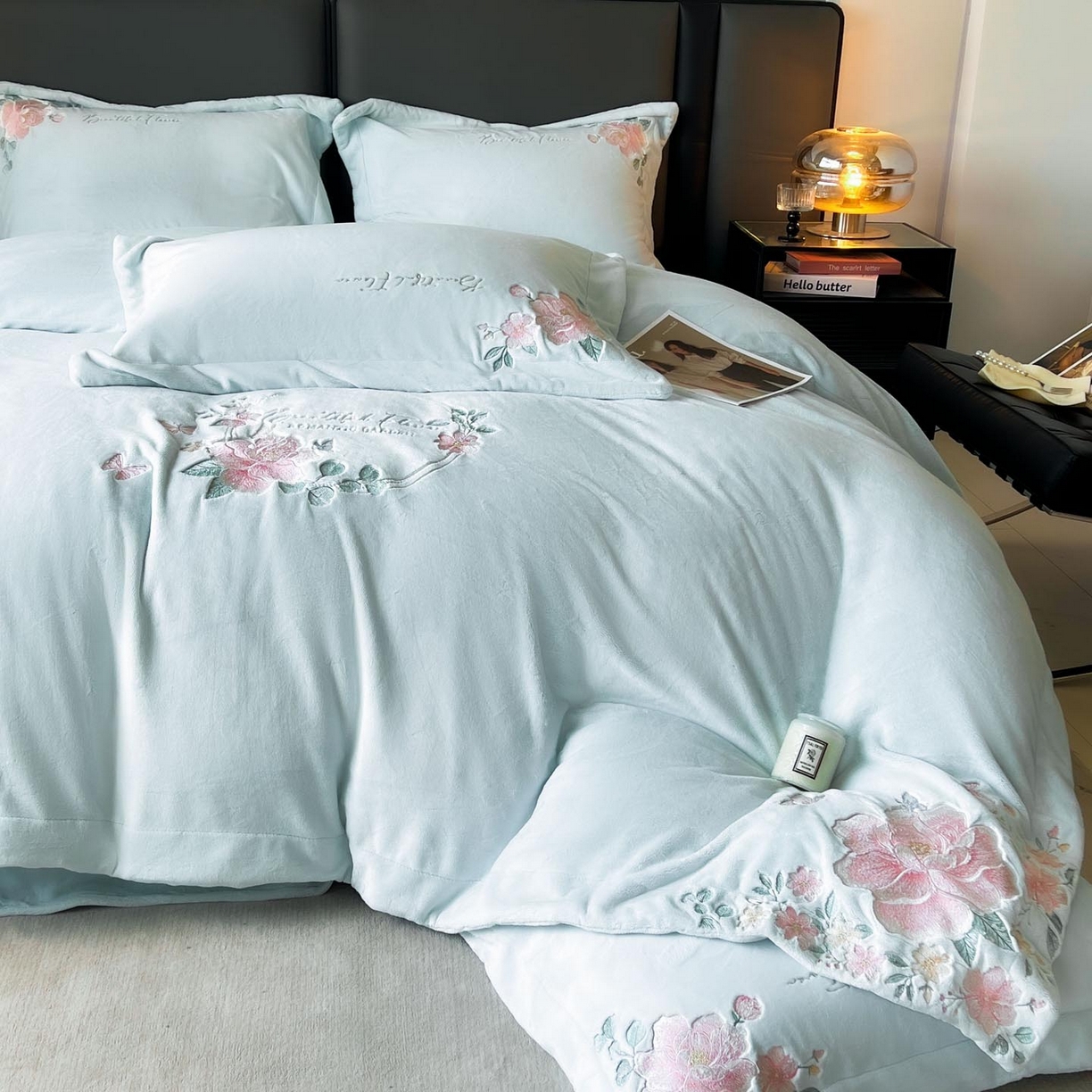91家纺网 家纺一手货源 找家纺 润锦云 2026新款牛奶绒刺绣四件套-花之韵 花之韵-天空蓝