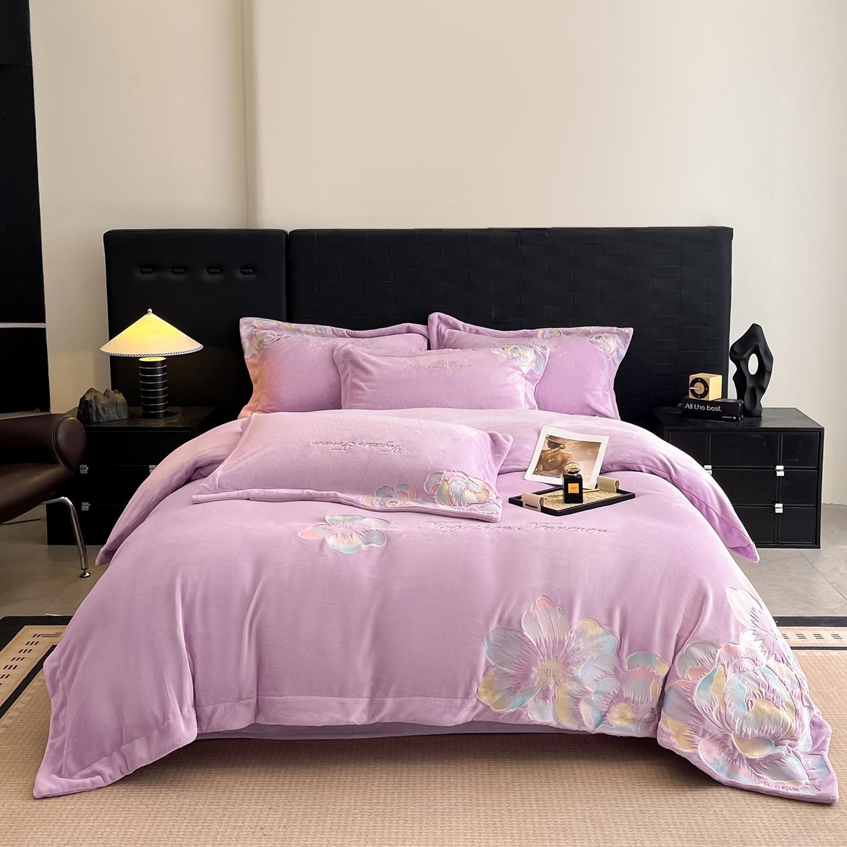 91家纺网 家纺一手货源 找家纺 （总）润锦云 2026新款大热款220克全消光刺绣牛奶绒四件套-向阳花开