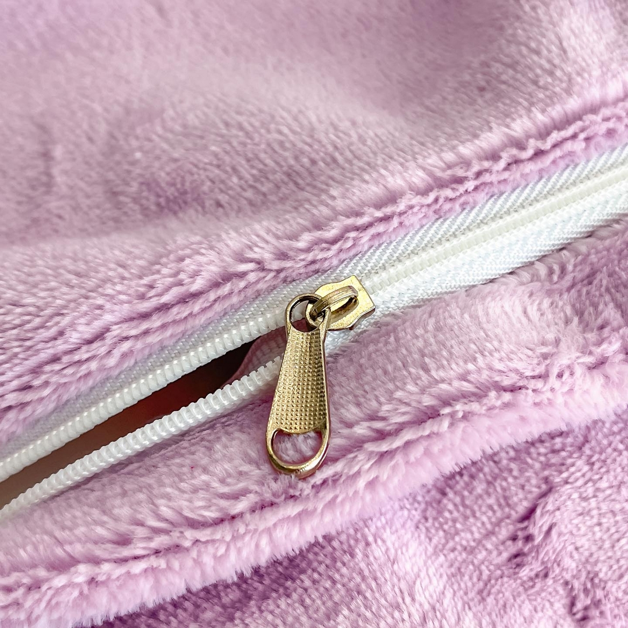 91家纺网 家纺一手货源 找家纺 （总）润锦云 2026新款大热款220克全消光刺绣牛奶绒四件套-向阳花开