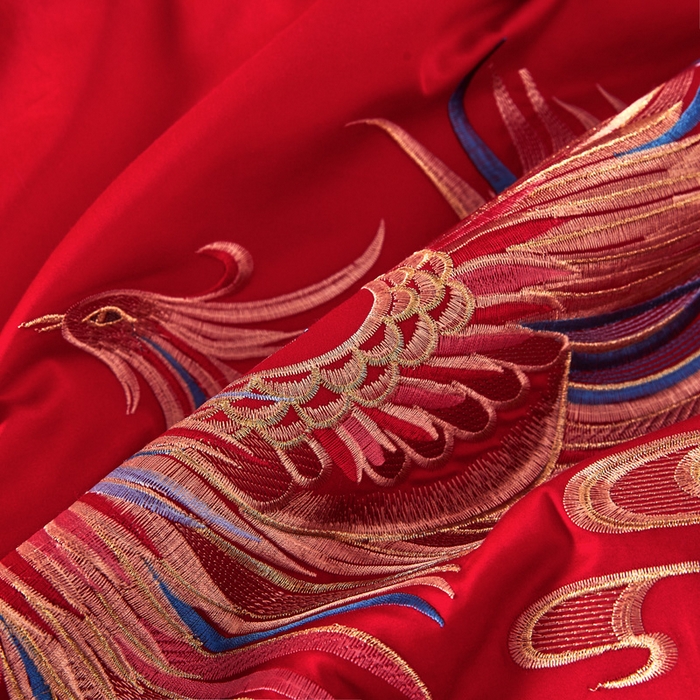 91家纺网 家纺一手货源 找家纺 润锦云 2026新款150克高克重中式婚庆款高支高密重工刺绣四件套 祥龙喜凤--金