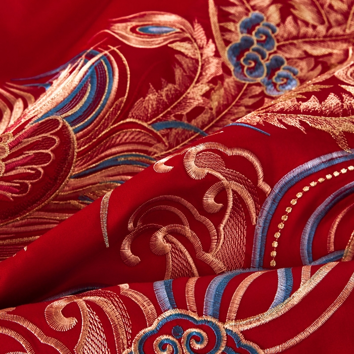 91家纺网 家纺一手货源 找家纺 润锦云 2026新款150克高克重中式婚庆款高支高密重工刺绣四件套 龙凤情缘--金色