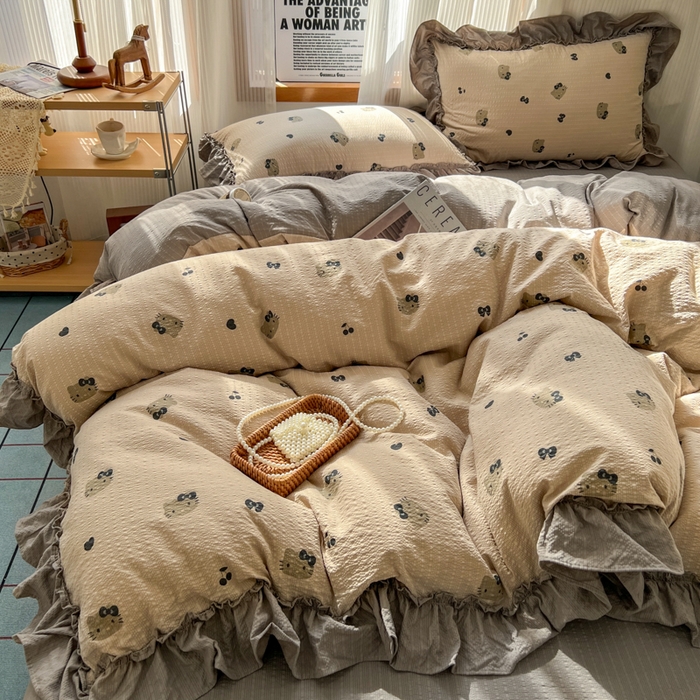 91家纺网 家纺一手货源 找家纺 2026新款泡芙纱花边四件套 咖啡小猫