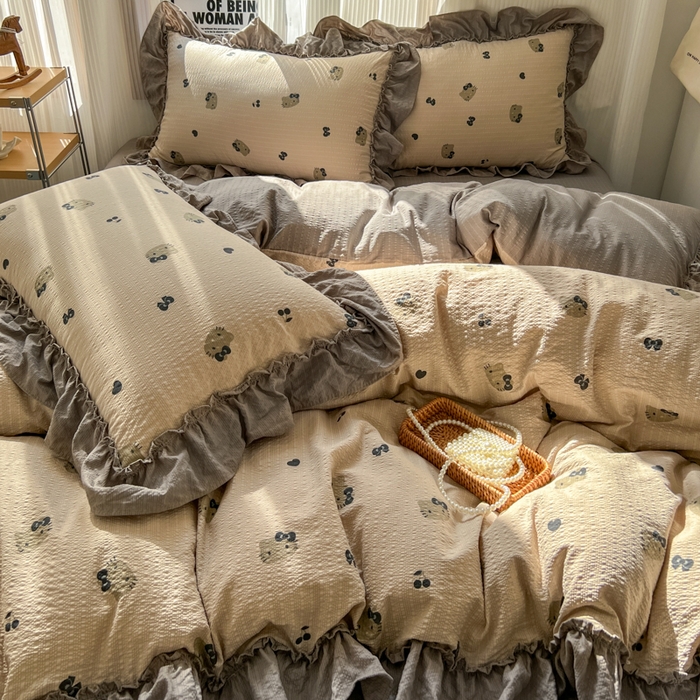 91家纺网 家纺一手货源 找家纺 2026新款泡芙纱花边四件套 咖啡小猫