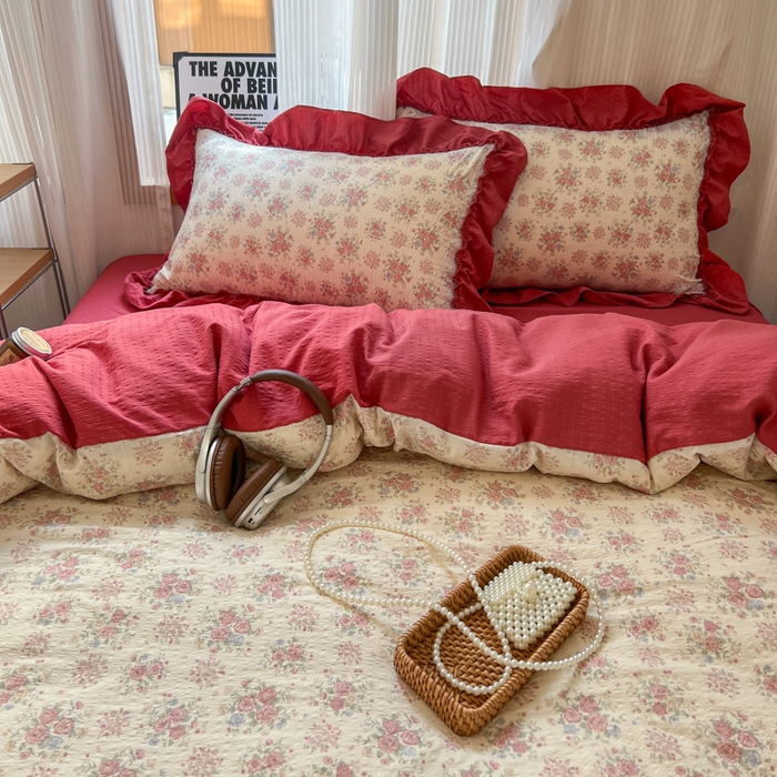 91家纺网 家纺一手货源 找家纺 2026新款泡芙纱花边四件套 梨花落