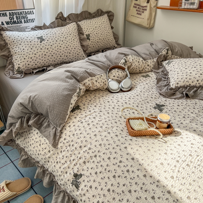 91家纺网 家纺一手货源 找家纺 2026新款泡芙纱花边四件套 碟舞