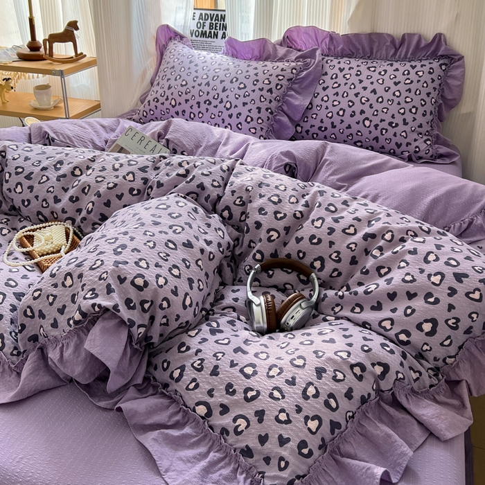 91家纺网 家纺一手货源 找家纺 2026新款泡芙纱花边四件套 紫豹纹