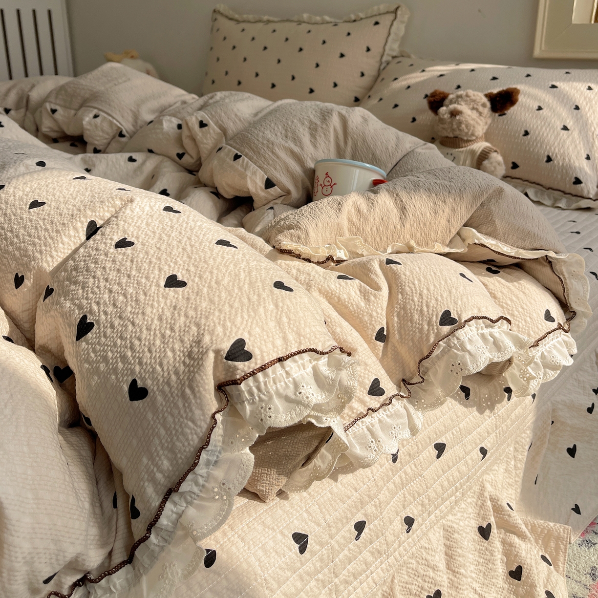 2026新款泡芙纱床盖四件套 咖爱心
