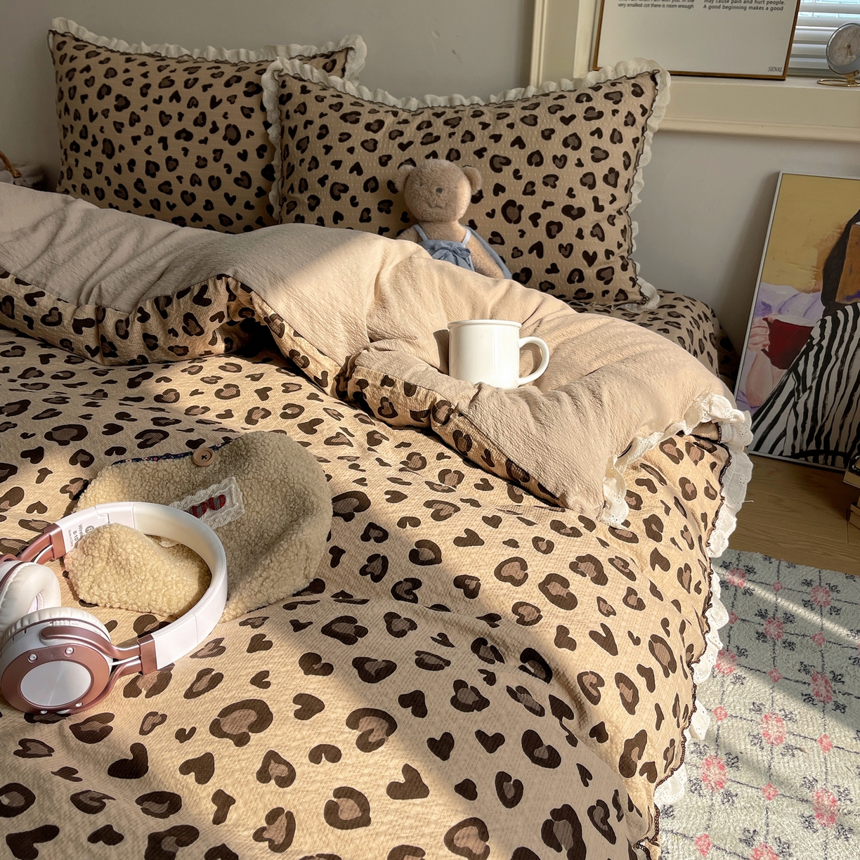 91家纺网 家纺一手货源 找家纺 2026新款泡芙纱床盖四件套 咖豹纹