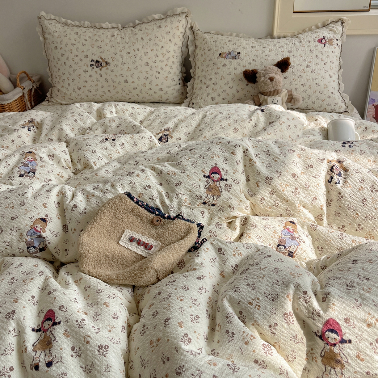 91家纺网 家纺一手货源 找家纺 2026新款泡芙纱床盖四件套 小女孩