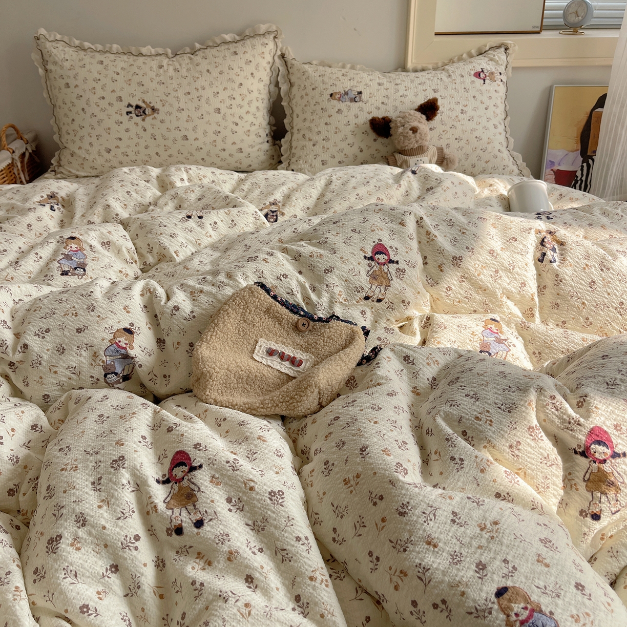 91家纺网 家纺一手货源 找家纺 2026新款泡芙纱床盖四件套 小女孩