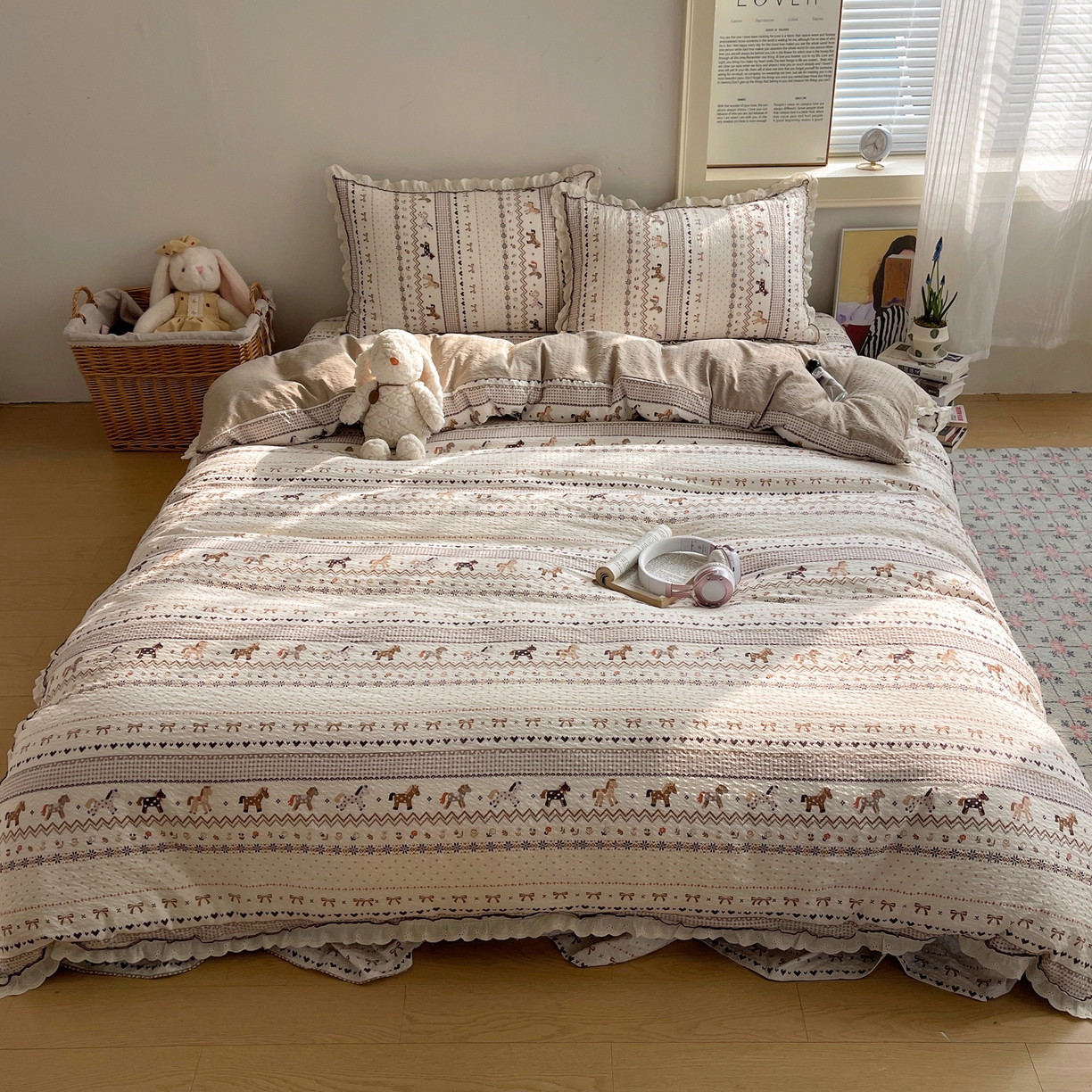 91家纺网 家纺一手货源 找家纺 2026新款泡芙纱床盖四件套 摇摇马