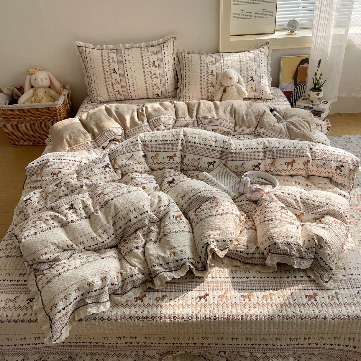 91家纺网 家纺一手货源 找家纺 2026新款泡芙纱床盖四件套 摇摇马