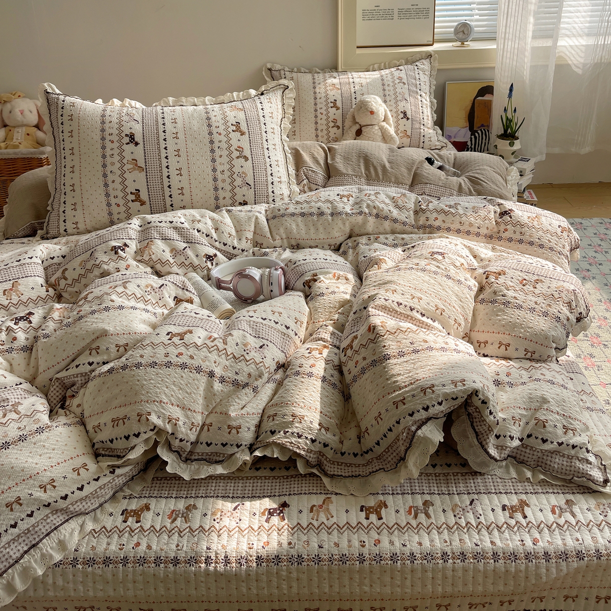 91家纺网 家纺一手货源 找家纺 2026新款泡芙纱床盖四件套 摇摇马