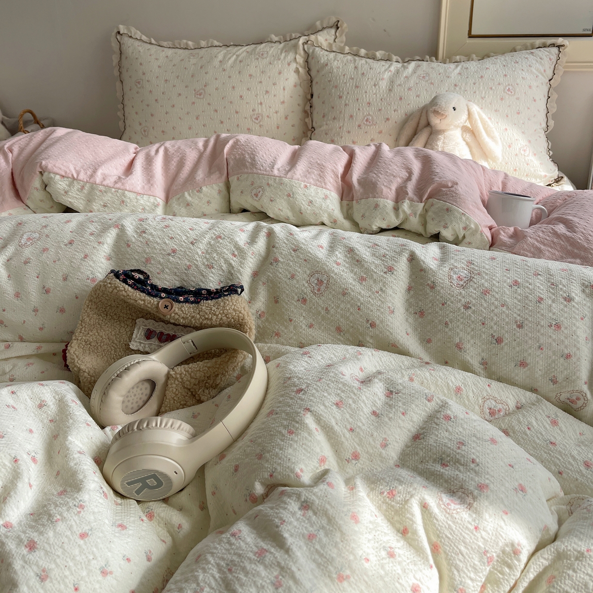 91家纺网 家纺一手货源 找家纺 2026新款泡芙纱床盖四件套 暖心