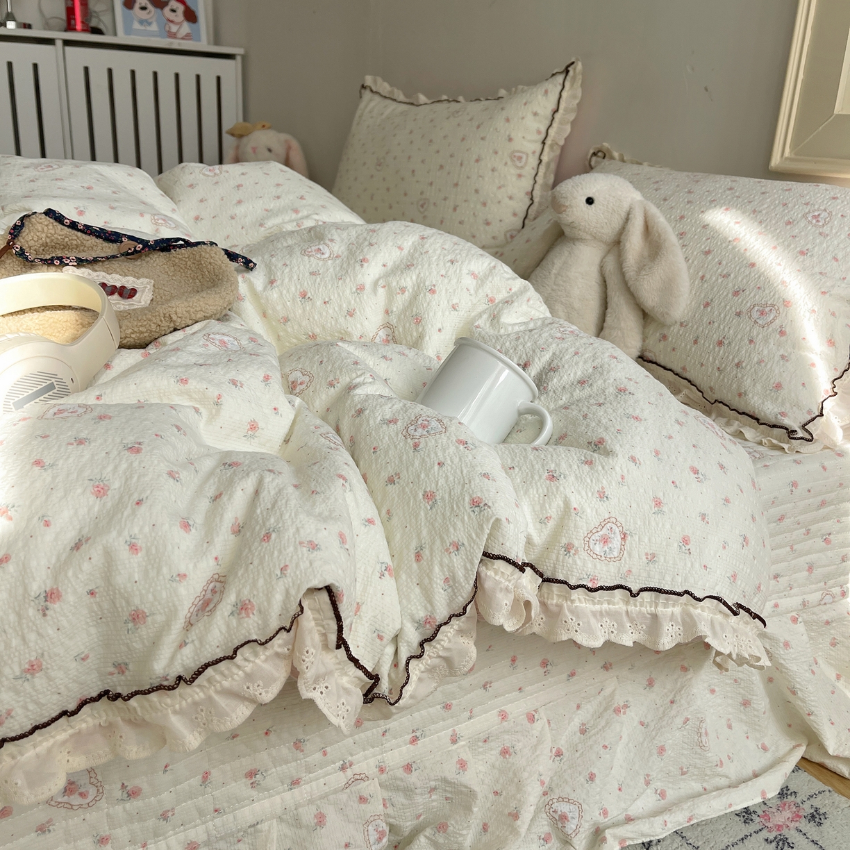 91家纺网 家纺一手货源 找家纺 2026新款泡芙纱床盖四件套 暖心