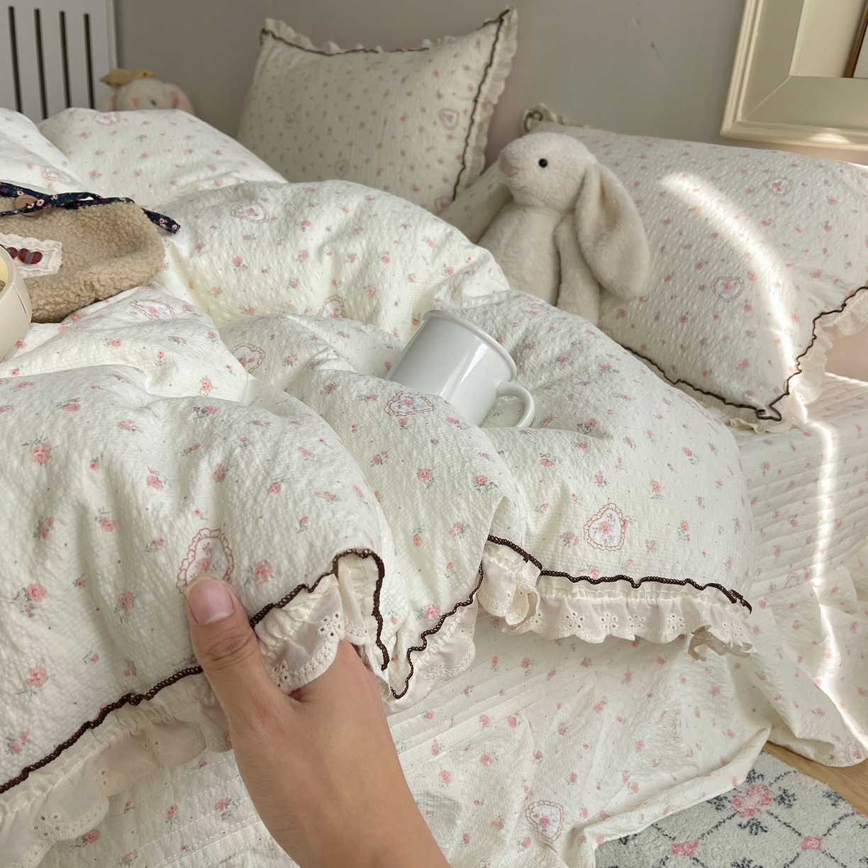 91家纺网 家纺一手货源 找家纺 2026新款泡芙纱床盖四件套 暖心