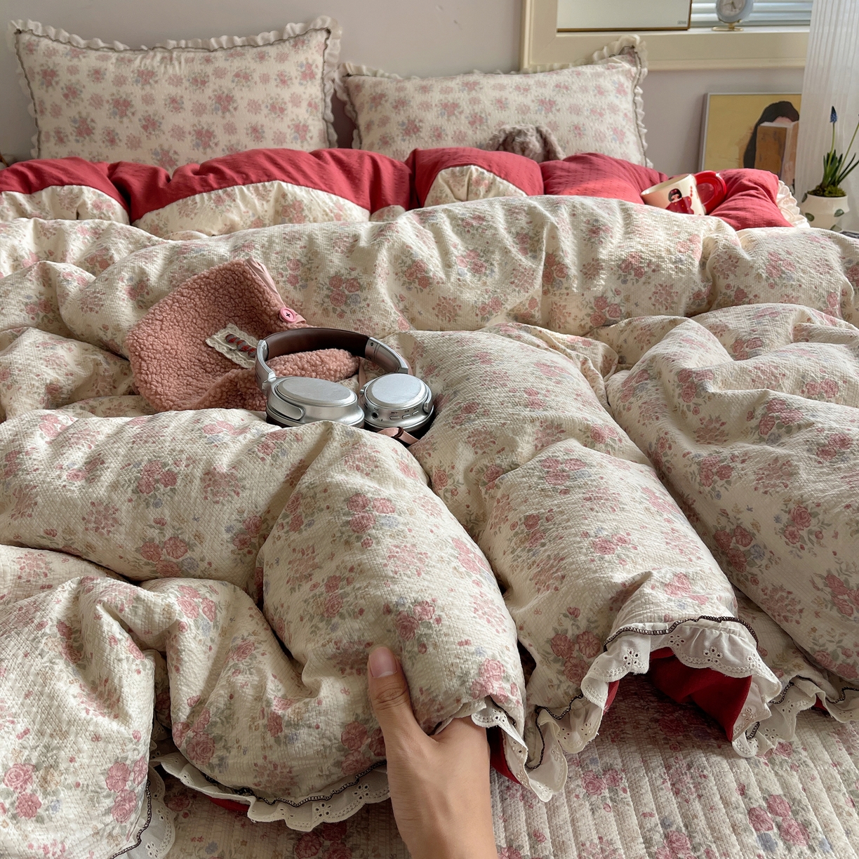 91家纺网 家纺一手货源 找家纺 2026新款泡芙纱床盖四件套 梨花落