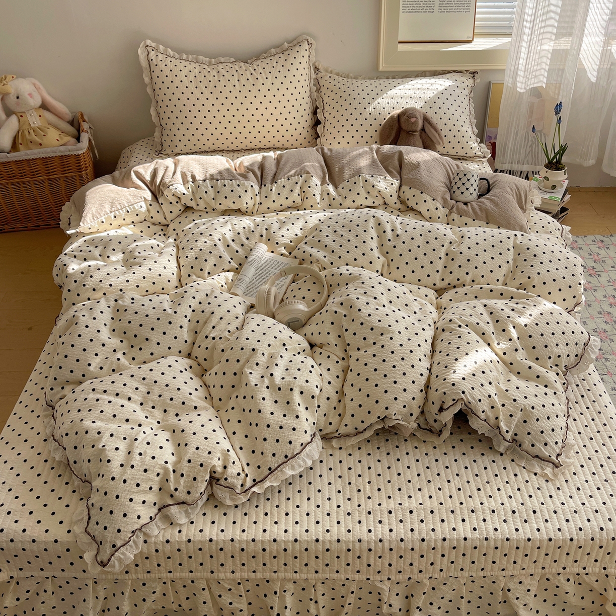 91家纺网 家纺一手货源 找家纺 2026新款泡芙纱床盖四件套 波点