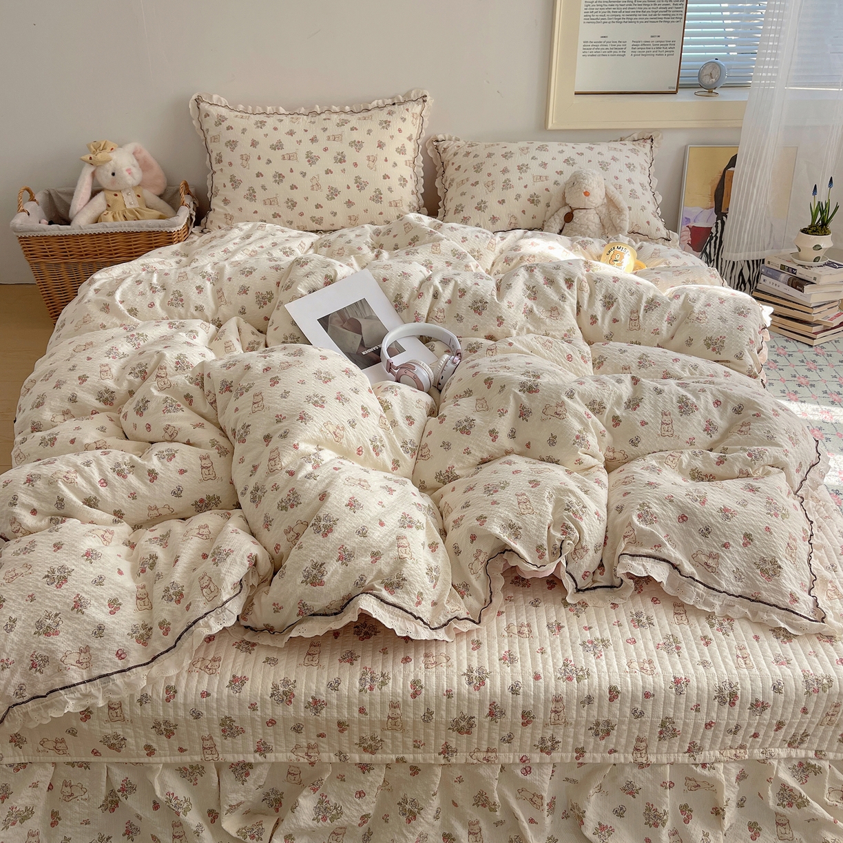 91家纺网 家纺一手货源 找家纺 2026新款泡芙纱床盖四件套 甜甜兔