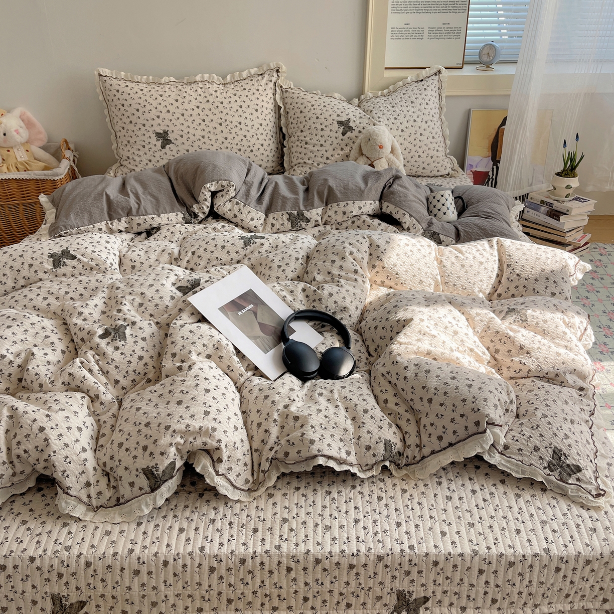 91家纺网 家纺一手货源 找家纺 2026新款泡芙纱床盖四件套 蝶舞