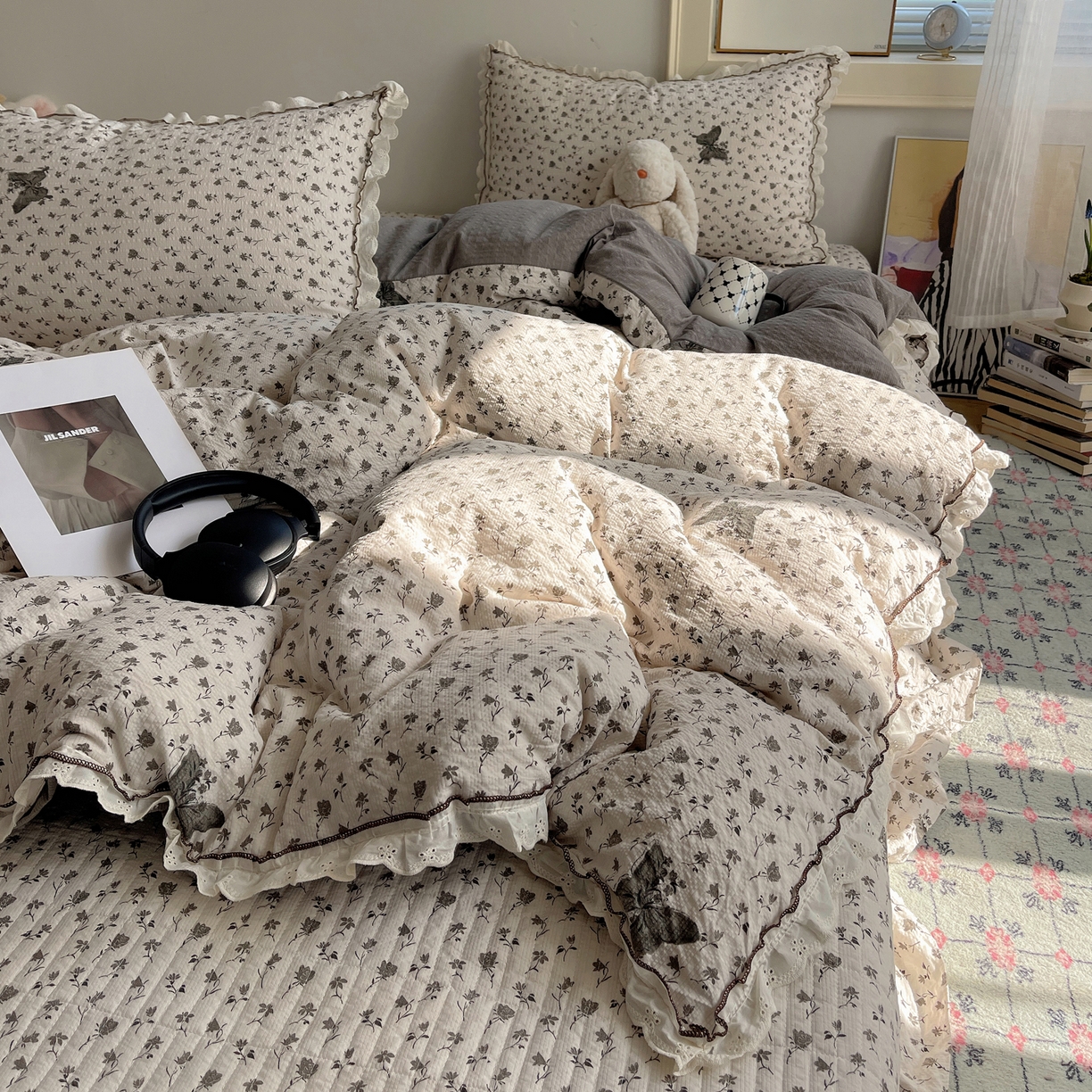 91家纺网 家纺一手货源 找家纺 2026新款泡芙纱床盖四件套 蝶舞