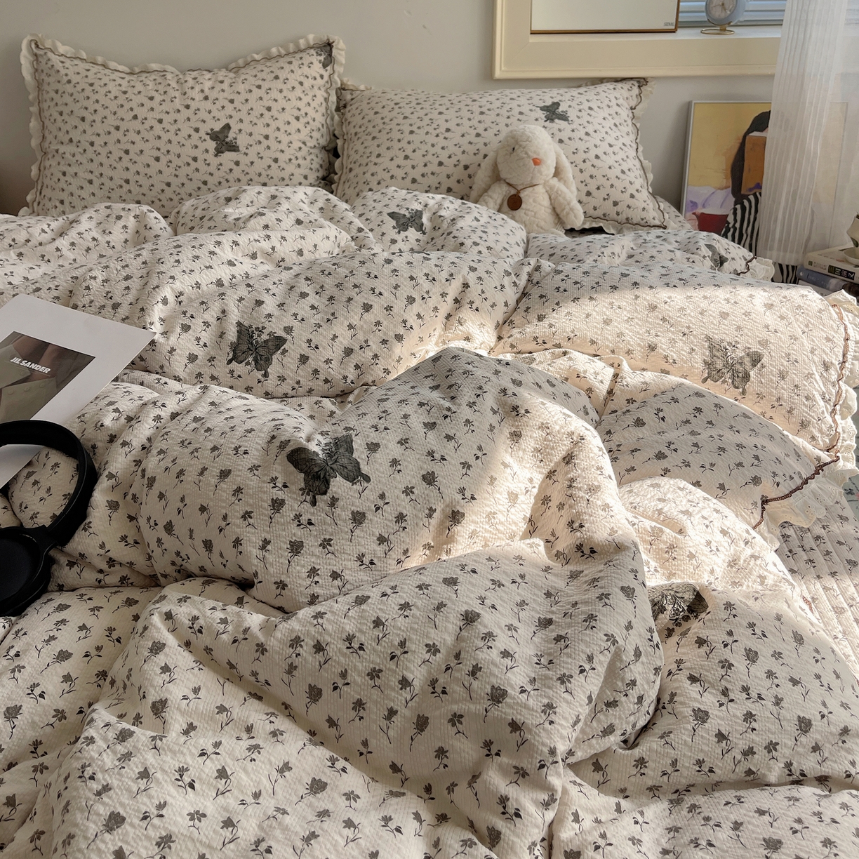 91家纺网 家纺一手货源 找家纺 2026新款泡芙纱床盖四件套 蝶舞