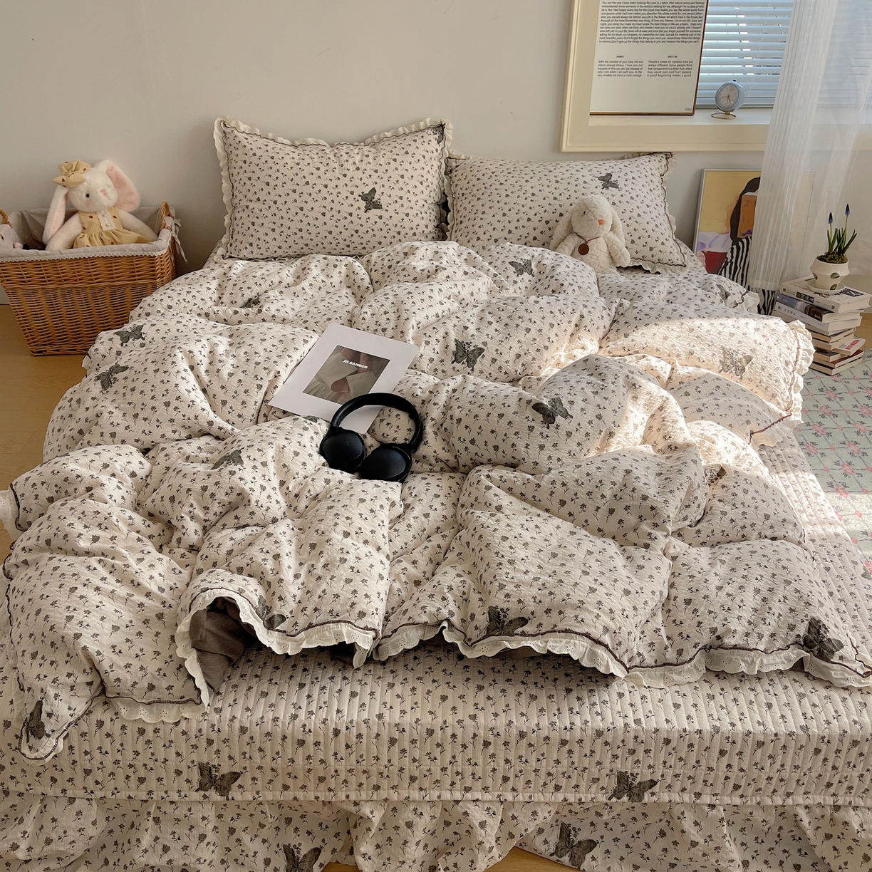 91家纺网 家纺一手货源 找家纺 2026新款泡芙纱床盖四件套 蝶舞