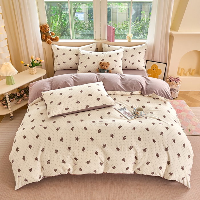 91家纺网 家纺一手货源 找家纺 卢赛尔 2026新款古法水洗仿棉云感棉学生三件套四件套 小棕熊