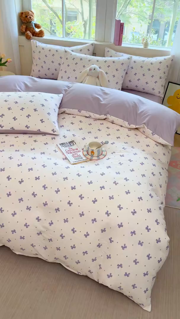 91家纺网 家纺一手货源 找家纺 卢赛尔 2026新款古法水洗仿棉云感棉学生三件套四件套 蝴蝶结紫