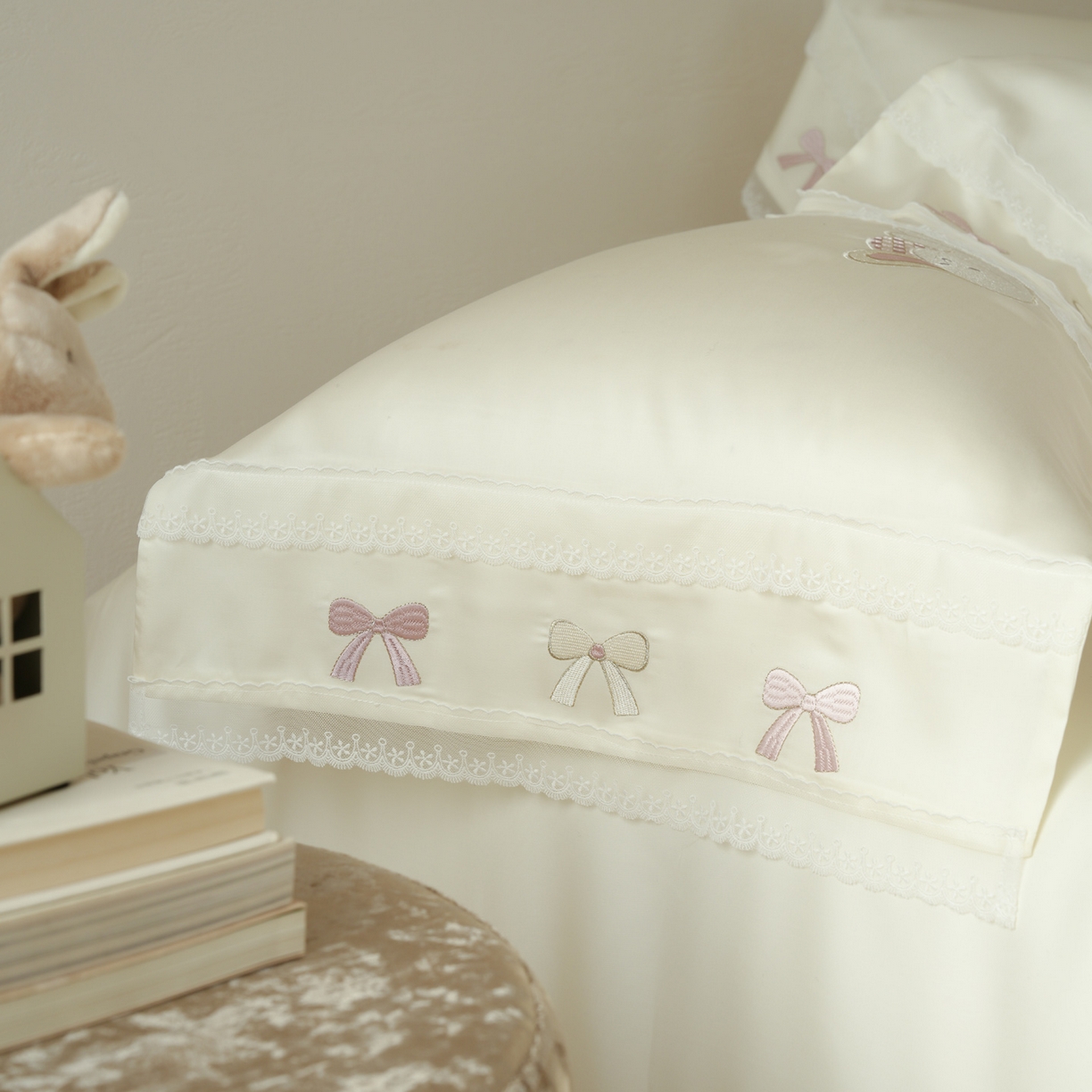 91家纺网 家纺一手货源 找家纺 简纯主义 2026新款莱赛尔纤维天丝刺绣绣花四件套以梦为马 以梦为马白