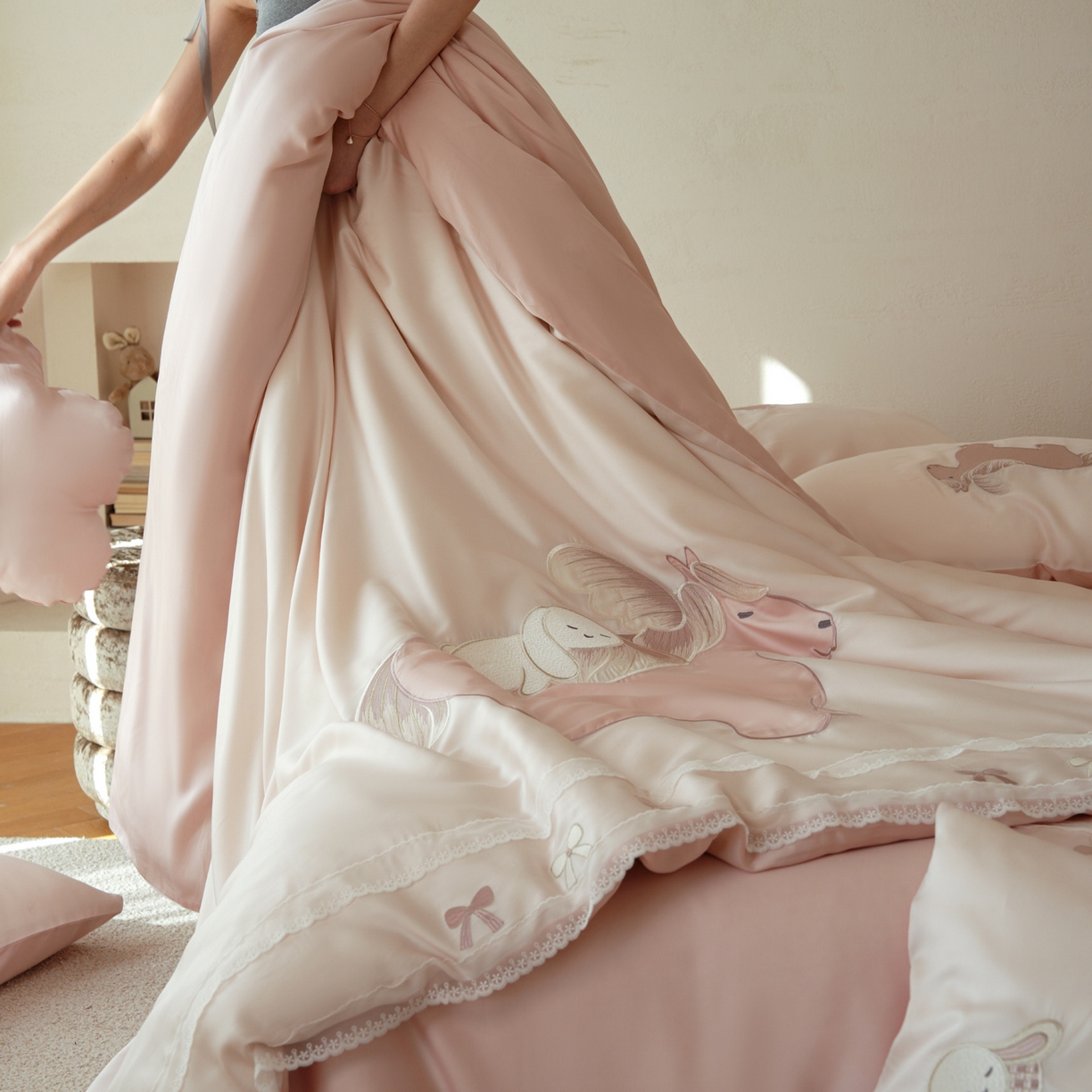 91家纺网 家纺一手货源 找家纺 简纯主义 2026新款莱赛尔纤维天丝刺绣绣花四件套以梦为马 以梦为马粉