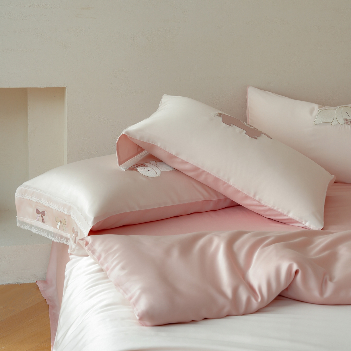 91家纺网 家纺一手货源 找家纺 简纯主义 2026新款莱赛尔纤维天丝刺绣绣花四件套以梦为马 以梦为马粉