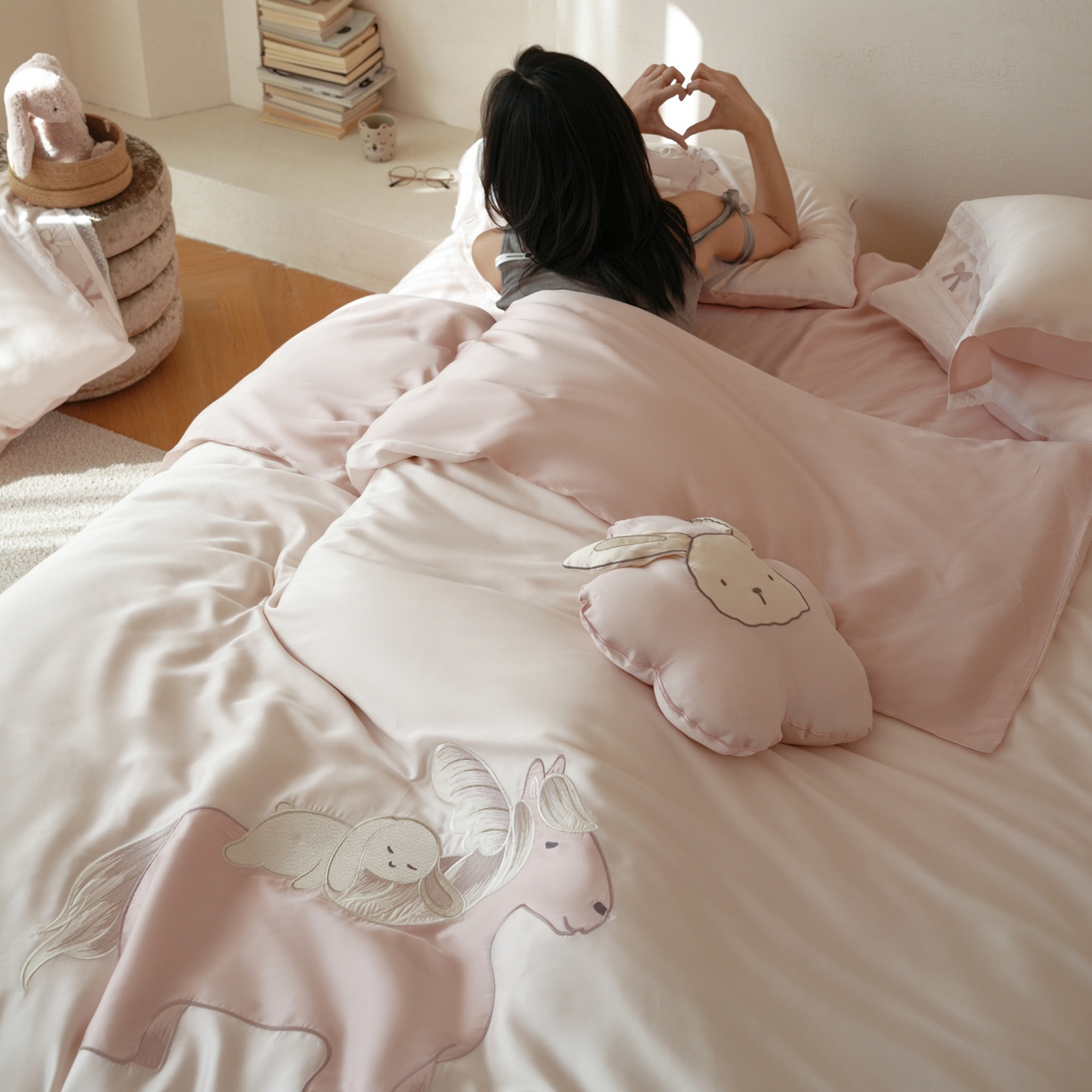 91家纺网 家纺一手货源 找家纺 简纯主义 2026新款莱赛尔纤维天丝刺绣绣花四件套以梦为马 以梦为马粉