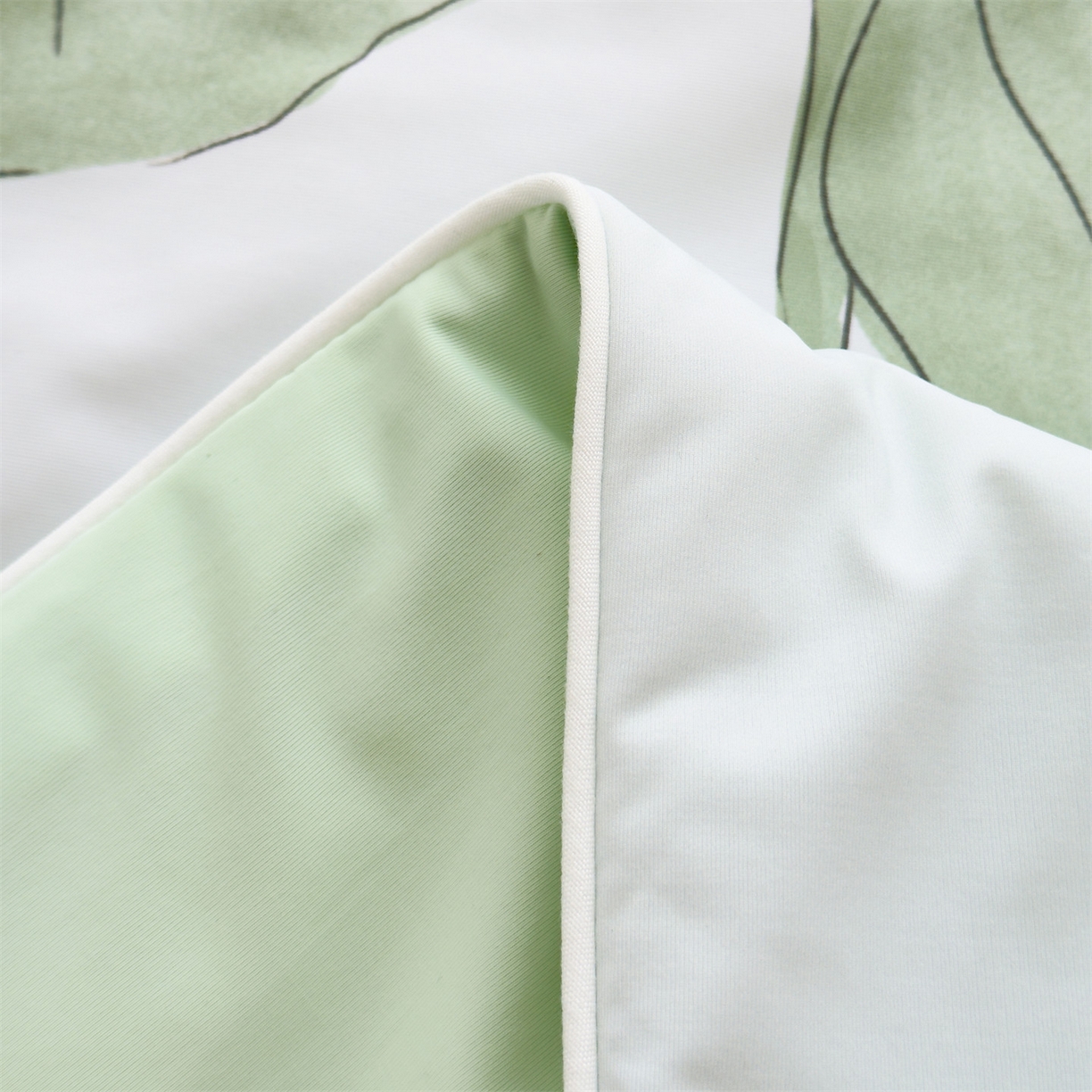 91家纺网 家纺一手货源 找家纺 岚司羽 2026新款卡通锦氨凉感夏被系列 欢乐动物会